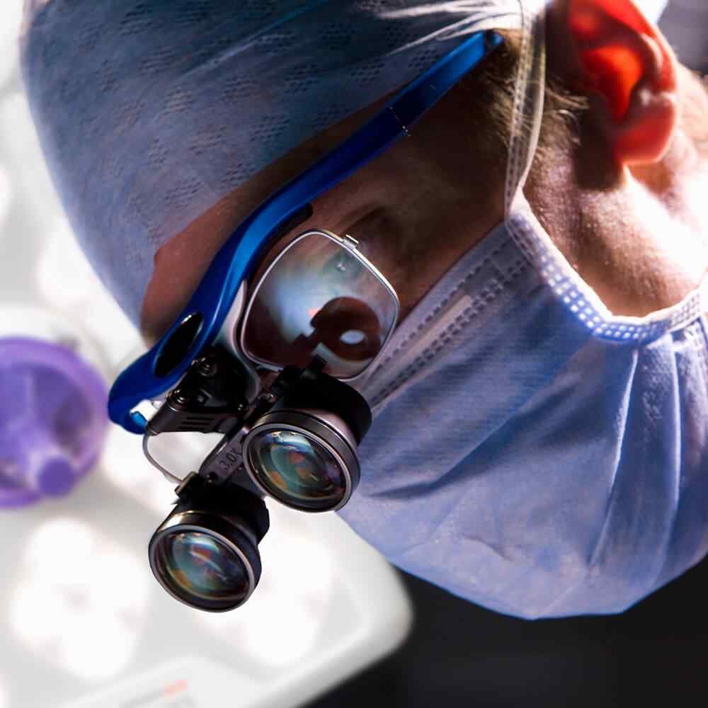 https://ariaclinic.ro/wp-content/uploads/2021/09/dr_cv_02.jpg