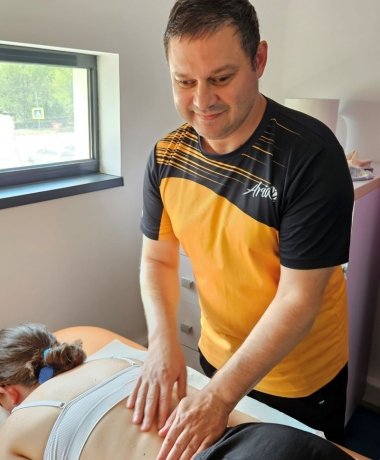 https://ariaclinic.ro/wp-content/uploads/2025/01/cosmin-aria-recuperare-sibiu.jpg